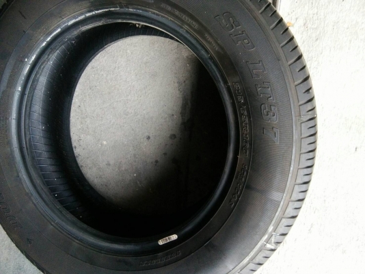 ยางดันล๊อป215 65 16มี1เส้นครับ