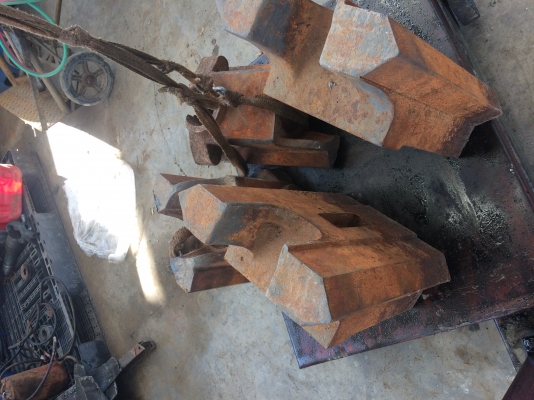 ขายหัวหมูเครื่องปั้มโลหะ ราคาถูก