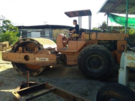 ขายรถบด SAKAI SV91TF