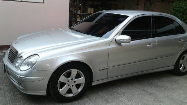 benz w211 e240 2.6 avengard 2004