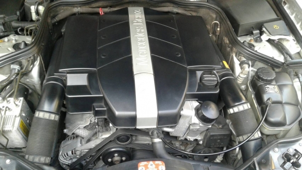 benz w211 e240 2.6 avengard 2004