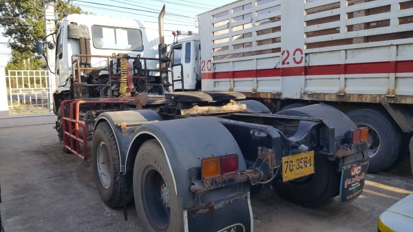 ขาย รถ 10 ล้อ หัวลาก ISUZU DECA 270 ปี 48 เครื่องเดิม เกียร์เดิม ทะเบียนครบพร้อมโอน