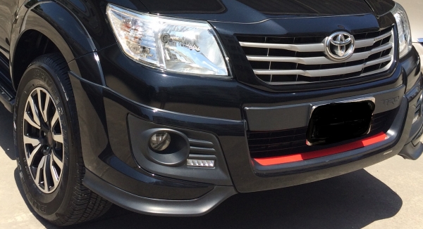 ขายสเกิร์ตหน้า Toyota Vigo Champ TRD ยกสูง ของแท้