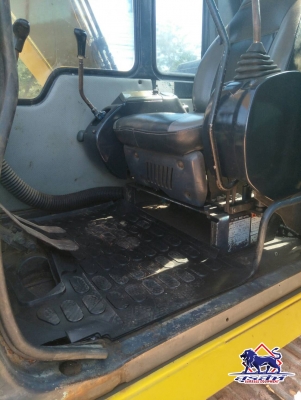 ขายรถแบ็คโฮ KOMATSU PC120-6 สภาพพร้อมใช้งาน เอกสารเล่มทะเบียน