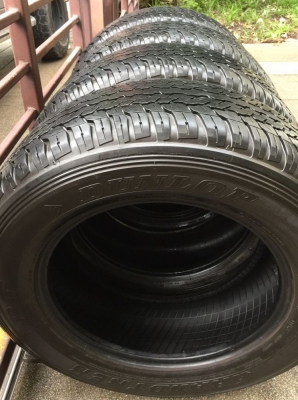 ยาง Dunlop 265 60 18 กลางปี16 ดอกเต็ม ไม่มีปะ เนื้อนิ่มๆ ใช้ยาว ราคาไม่แพง ยาง Dunlop 265 60 18 กลางปี16 ดอกเต็ม ไม่มีปะ เนื้อนิ่มๆ ใช้ยาว ราคาไม่แพง