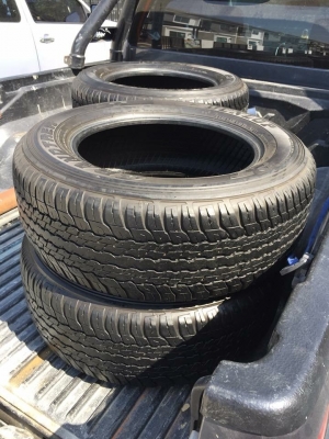 ยาง Dunlop 265 60 18 กลางปี16 ดอกเต็ม ไม่มีปะ เนื้อนิ่มๆ ใช้ยาว ราคาไม่แพง ยาง Dunlop 265 60 18 กลางปี16 ดอกเต็ม ไม่มีปะ เนื้อนิ่มๆ ใช้ยาว ราคาไม่แพง