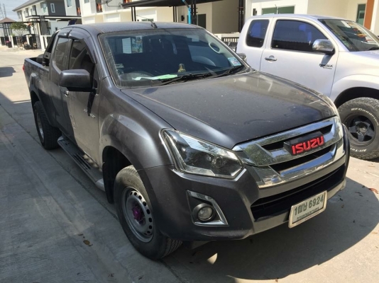 ยาง Dunlop 265 60 18 กลางปี16 ดอกเต็ม ไม่มีปะ เนื้อนิ่มๆ ใช้ยาว ราคาไม่แพง ยาง Dunlop 265 60 18 กลางปี16 ดอกเต็ม ไม่มีปะ เนื้อนิ่มๆ ใช้ยาว ราคาไม่แพง