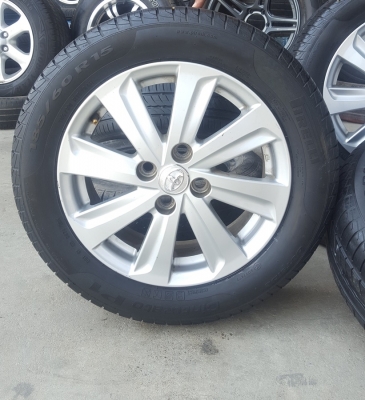 ขายล้อTOYOTA  Vios 185/60/15 ปี 15  4 ล้อ