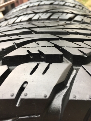 ยาง All Dunlop 225 75 16 ยางลบปี สภาพน้องๆป้ายแดง ดอกเต็ม ไม่มีปะ เนื้อนิ่มๆ ใช้ยาว ราคาไม่แพง