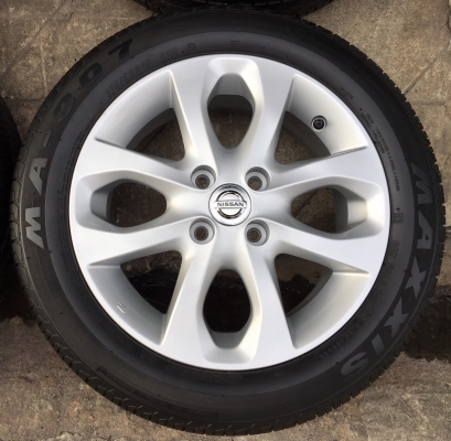 ล้อแม็ก Nissan March MC ขอบ 15 พร้อมยาง 175-60-15 ปลายปี 14 ตุ่ม เส้นสี