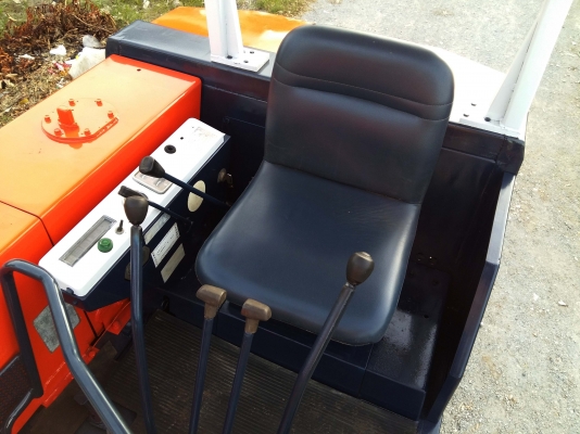 ขายรถแม็กโคร KUBOTA KH-030 เก่านอกไม่เคยใช้งานในไทย ติดต่อ 086-324-1992 086-775-7900