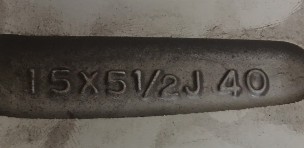 ล้อแม็กป้ายแดง Mazda 2 รุ่นใหม่สีรมดำ ขอบ 15