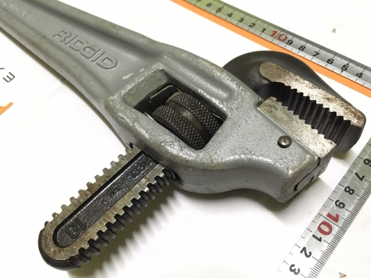 ประแจจับแป๊ปปากเฉียงด้ามอลูมิเนียม 18" RIDGID