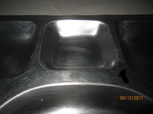 ถาดหลุม STAINLESS ตราหัวม้าลายแท้ ถาดหลุม STAINLESS ตราหัวม้าลายแท้