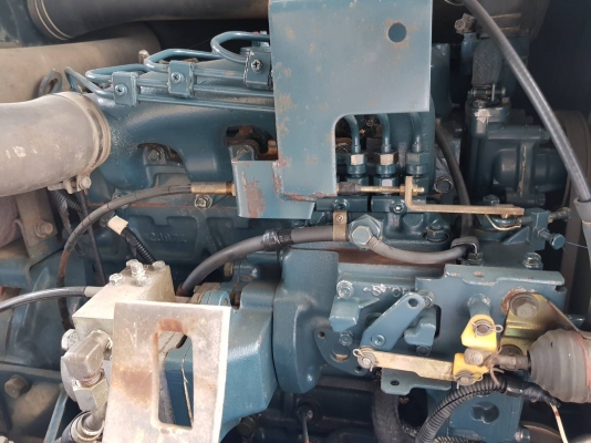 รถขุดขนาด4ตัน คูโบต้า k 040 มาพร้อมรายเจาะ เก่าญี่ปุ่น โซ่เหล็ก 4000 ชั่วโมง เครื่องยนต์คูโบต้า 4 สูบ ปั๊มไฮโดรลิค kayaba ปั๊มนิ้ว คอนโทรลน้ำมัน ราคา 470,000 บาท สนใจติดต่อเคพีจีเทรดดิ้งแทรกเตอร์ 081 841 6818 id line 081 841 6818, 092-9938255 หรือติดต่อสอ