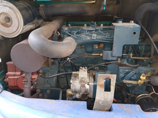 รถขุดขนาด4ตัน คูโบต้า k 040 มาพร้อมรายเจาะ เก่าญี่ปุ่น โซ่เหล็ก 4000 ชั่วโมง เครื่องยนต์คูโบต้า 4 สูบ ปั๊มไฮโดรลิค kayaba ปั๊มนิ้ว คอนโทรลน้ำมัน ราคา 470,000 บาท สนใจติดต่อเคพีจีเทรดดิ้งแทรกเตอร์ 081 841 6818 id line 081 841 6818, 092-9938255 หรือติดต่อสอ