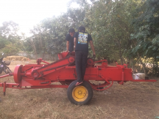 ขายเครื่อง อัดฟางนิวฮอนแลน 276 เช็คให้พร้อมใช้ครับ