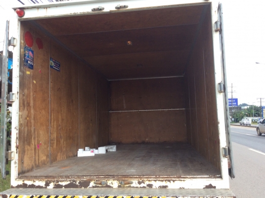 Isuzu NQR ตาเพชร เครื่อง 130 แรง