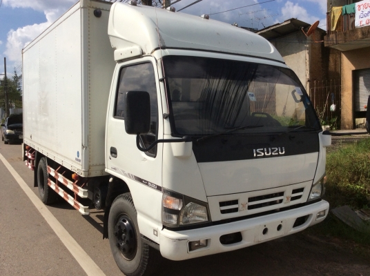 Isuzu NQR ตาเพชร เครื่อง 130 แรง