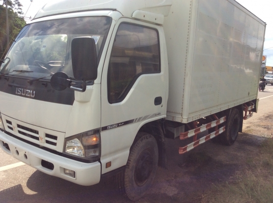 Isuzu NQR ตาเพชร เครื่อง 130 แรง