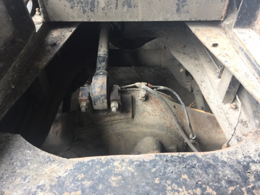 ขาย10ล้อหัวลากเพลาเดียว265แรง CW41M เครื่องEP100 รถพร้อมเล่มพร้อมแค่จอดไว้