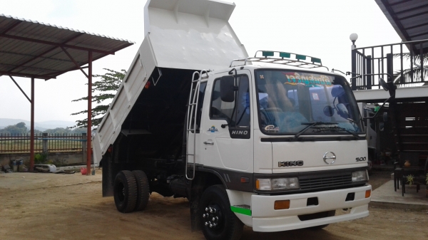 ขายด่วน..HINO.FD3.195แรงเครื่องHO7D.แอร์.เพาเวอร์.เบรคจิ๊ฟฟี่.รถสวยพร้อมใช้ภายในสวยครบทุกระบบ