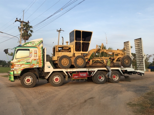 ขายรถเกรดขนาดกลาง ตู้เก๋งแอร์