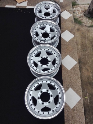 ล้อ Berg ล้อแท้2ชิ้น 15*7 ออฟ0