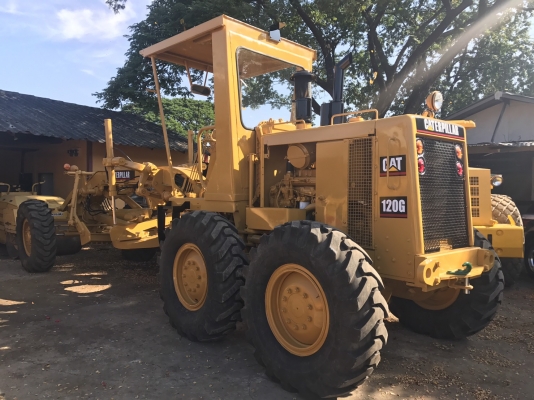 ขาย รถเกรด CAT120G สภาพพร้อมใช้งาน
