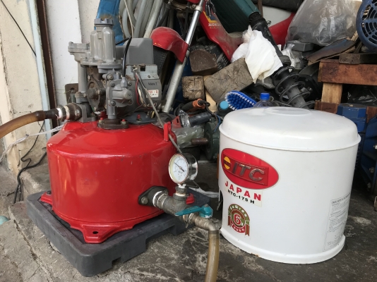 ขายปั้มน้ำอัตโนมัติ ITC(Hitachi) 100W สภาพสวยเดิมๆ วิ่งนิ่ม ตรวจเช็คแรงดันเรียบร้อย ไม่มีรั่วซึม พร้อมใช้งาน