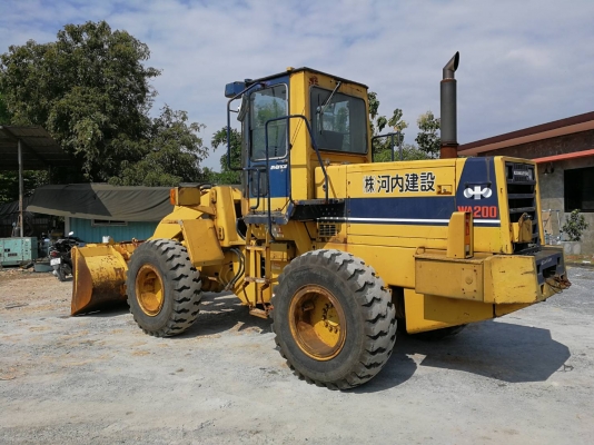 KOMATSU WA200-1 นำเข้าจากญี่ปุ่น โทร.090-986-2521 อ๊อบ