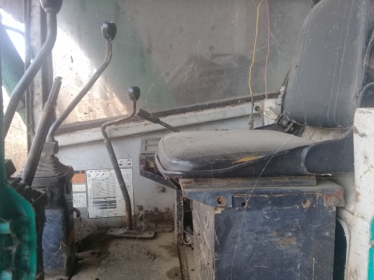 ขายรถแบคโฮ KOMATSU PC75U ติดหัวคีบ