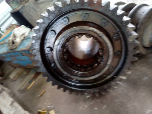 ขายอะไหล่รถแทรกเตอร์ โคมัสสุ D-50-A-15 ของถอดจากรถ สภาพตามรูป ขายไม่แพงครับ