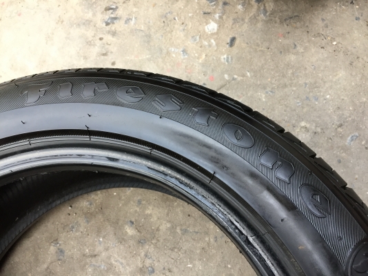 ยาง Firestone 205-55-16 ปี 16 ครบชุด 4 เส้น 3800  สภาพสวยๆไม่มีปะไม่บวมไม่กินข้าง ดอกยางเหลือเยอะเอาไปวิ่งกันใด้อีกยาวค่ะ