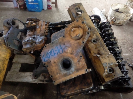 ขายชิ้นส่วนอะไหล่ เครื่อง 6-D-95 แยกขายสภาพตามรูปขายไม่แพง