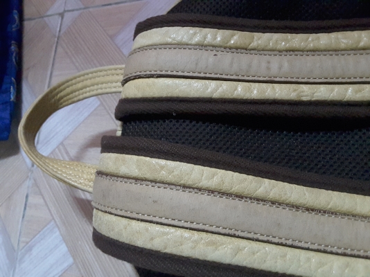 เป้หนังแท้ MASTER-PIECE มีความสวยเซอร์คลาสสิค เป้หนังแท้ MASTER-PIECE มีความสวยเซอร์คลาสสิค