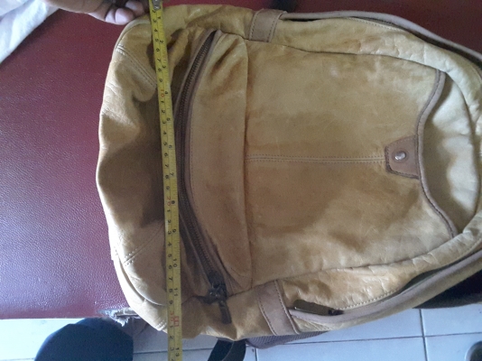 เป้หนังแท้ MASTER-PIECE มีความสวยเซอร์คลาสสิค เป้หนังแท้ MASTER-PIECE มีความสวยเซอร์คลาสสิค