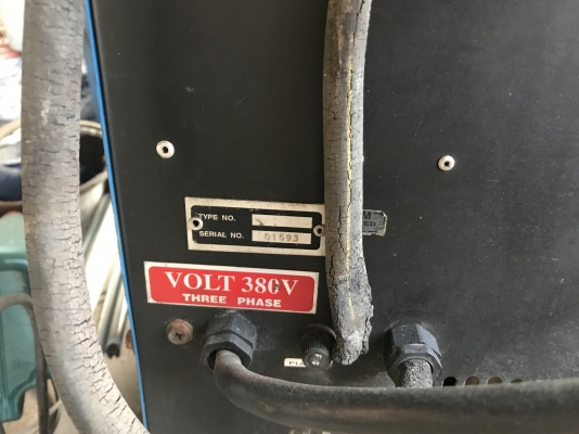 ขายตู้เชื่อม Migweld 280E 380V สภาพสวยเดิมๆ ถอดจากโรงงาน (ไม่มีสายเชื่อมกับถัง)