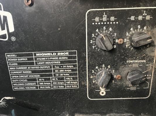 ขายตู้เชื่อม Migweld 280E 380V สภาพสวยเดิมๆ ถอดจากโรงงาน (ไม่มีสายเชื่อมกับถัง)