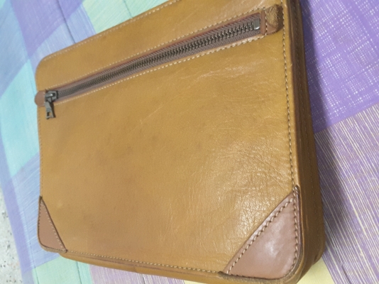 กระเป๋า renoma paris.ขนาด18x25x5 cm กระเป๋า renoma paris.ขนาด18x25x5 cm