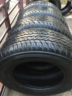 ยาง Dunlop 265 65 17 ปลายปี16 ดอกเต็ม ไม่มีปะ เนื้อนิ่มๆ ราคาไม่แพง