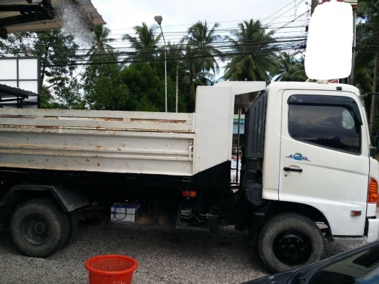 รถฮีโน่ 6 ล้อดั้ม FC9J 175 แรงม้า. ปี 50. สนใจติดต่อ 081 - 6079515