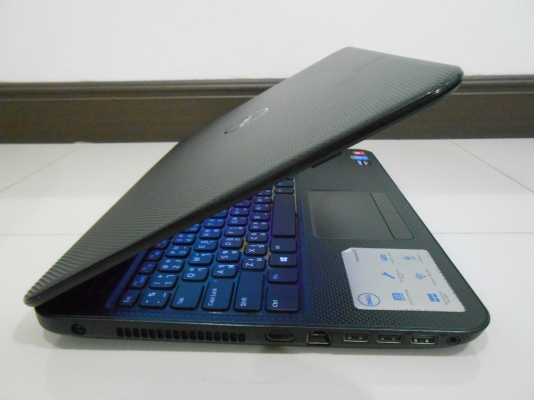 โน๊ตบุ๊ค dell Inspiron15 15.6 นิ้ว Core i5-4200U Ram 4G HDD 500 GB การ์ดจอ 8600M ที่ชาร์ท กระเป๋า สภ