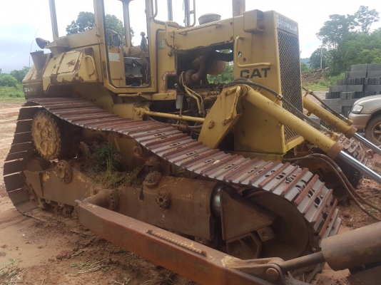ขาย 650,000 บาท CATTERPILAR D5H เครื่องดี เกียร์ตัด. ระบบไฮโดลิกพร้อม โช่หนา แผ่นสวย เอกสารเล่มทะเบียน  รถอยู่ จ.ปราจีนบุรี โทร&amp;ไอดีไลน์ 0610710295