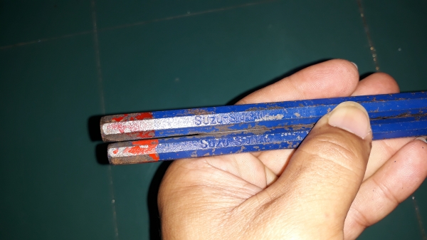 ขายเหล็กสกัดปากมะเฟืองชุด2ด้าม2ขนาด MADE IN JAPAN.เก่าเก็บ