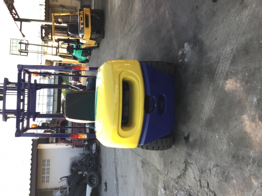 ขาย โฟลคลิฟท์ โคมะสุ ขีด 14 ดีเซล 3 ตัน เสา 4 เมตร ติดฮิ้ง