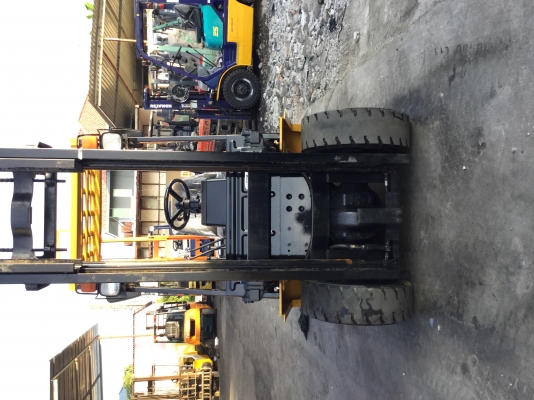 ขาย โฟรคลิฟท์ ทีซีเอ็ม ดีเซล 3 ตันเสา 4 เมตร