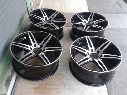 ขอบ20นิ้ว6รู ชุดนี้ ราคา 7900 บาท