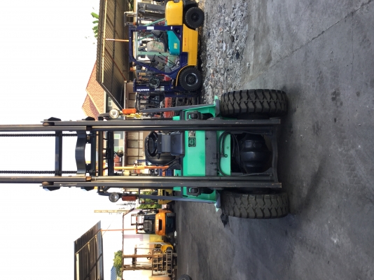 ขาย. โฟรคลิฟท์   มิตซูบิชิ แกนเดีย 3. ตัน เบนซิน