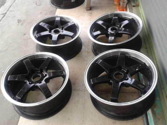 ขอบ19นิ้ว6รู ชุดนี้ ราคา 7900 บาท